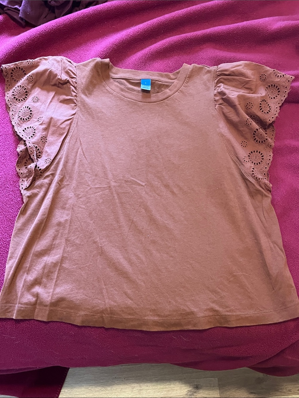 Old Navy Brown Eyelet Sleeve Cotton Top - Women